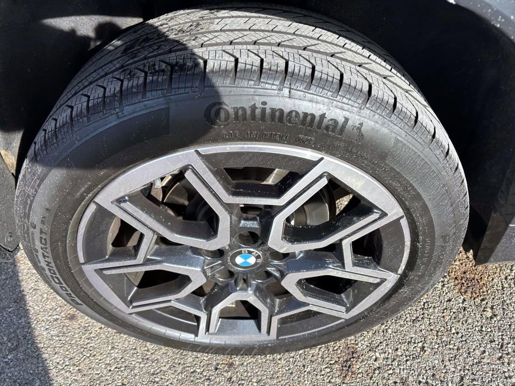 Certified 2025 BMW X1 xDrive28i image 10