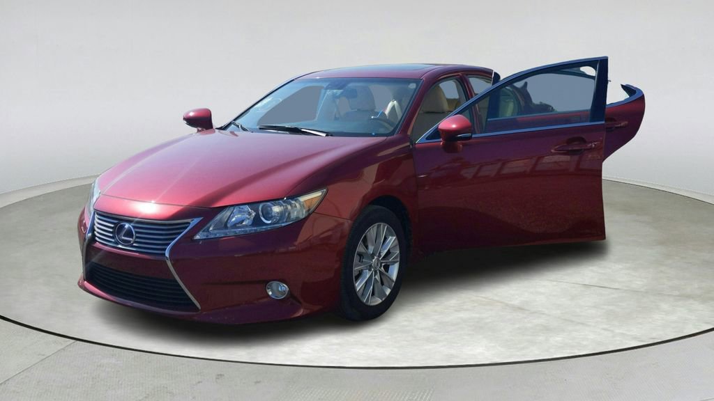 Used 2013 Lexus ES 300h w/ Luxury Pkg image 10