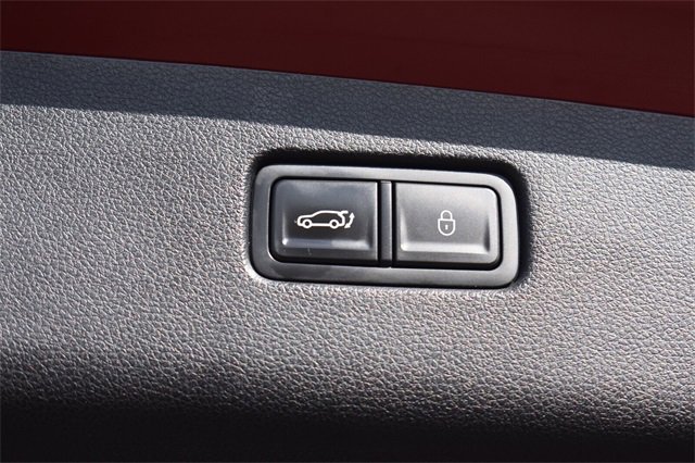 Used 2022 Genesis GV70 2.5T w/ Advanced Package image 20