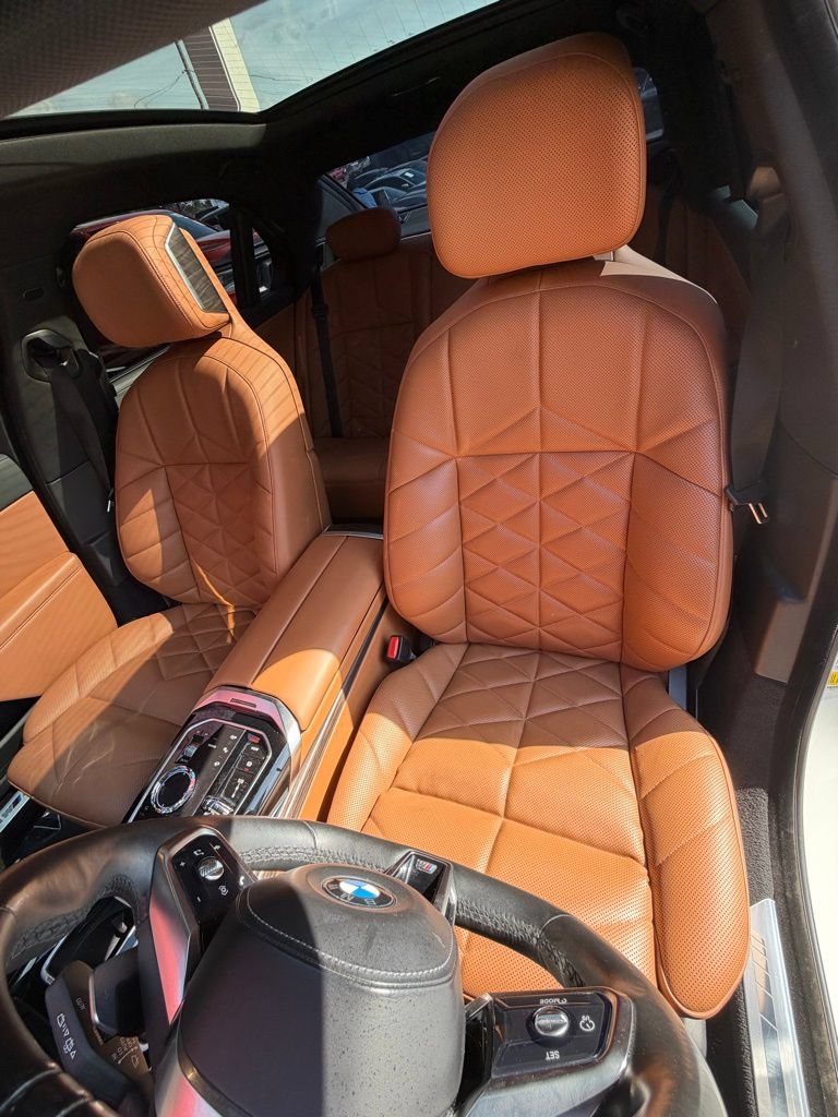 Used 2023 BMW 740i RWD image 22