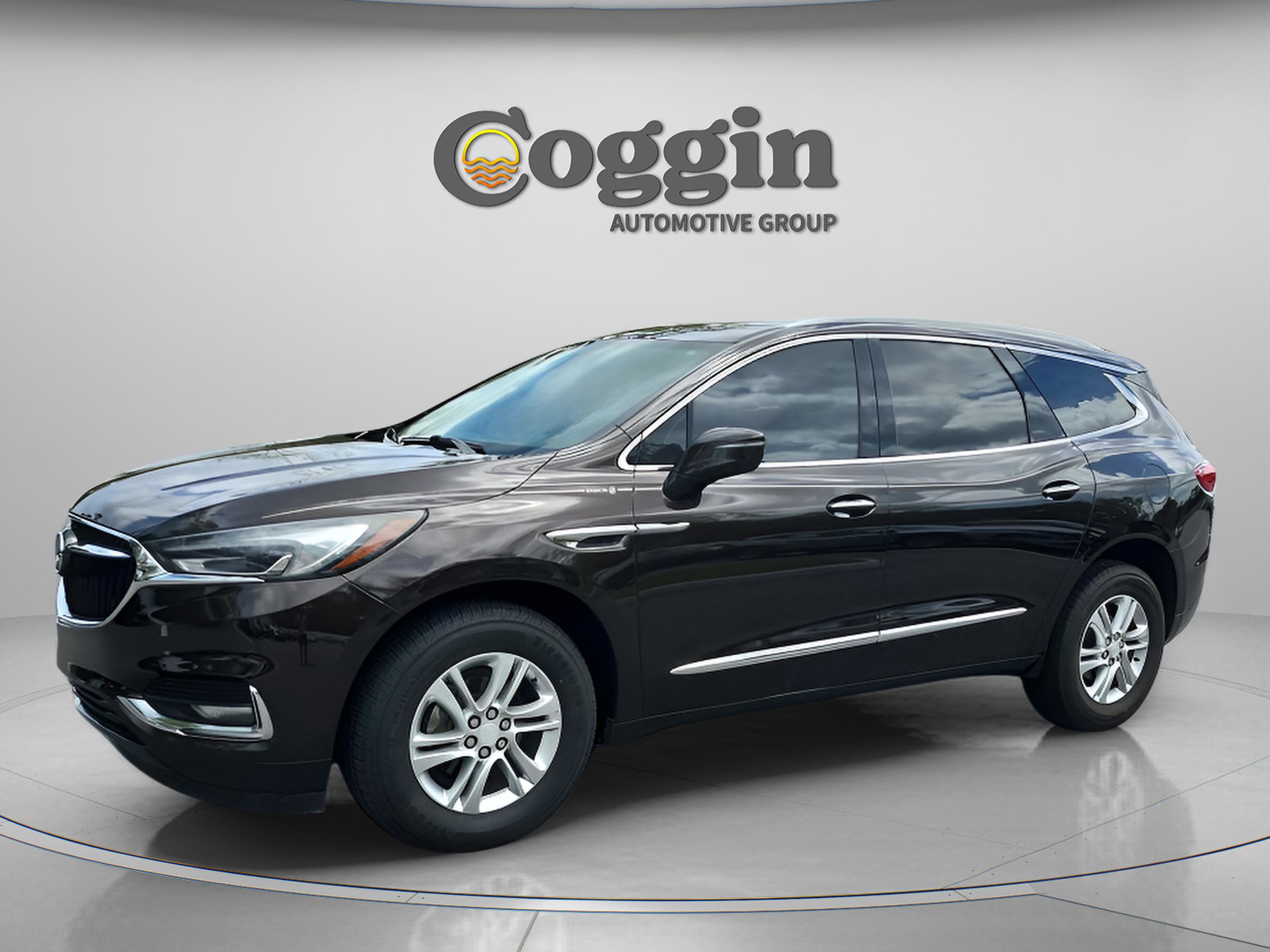 Used 2018 Buick Enclave Essence image 1