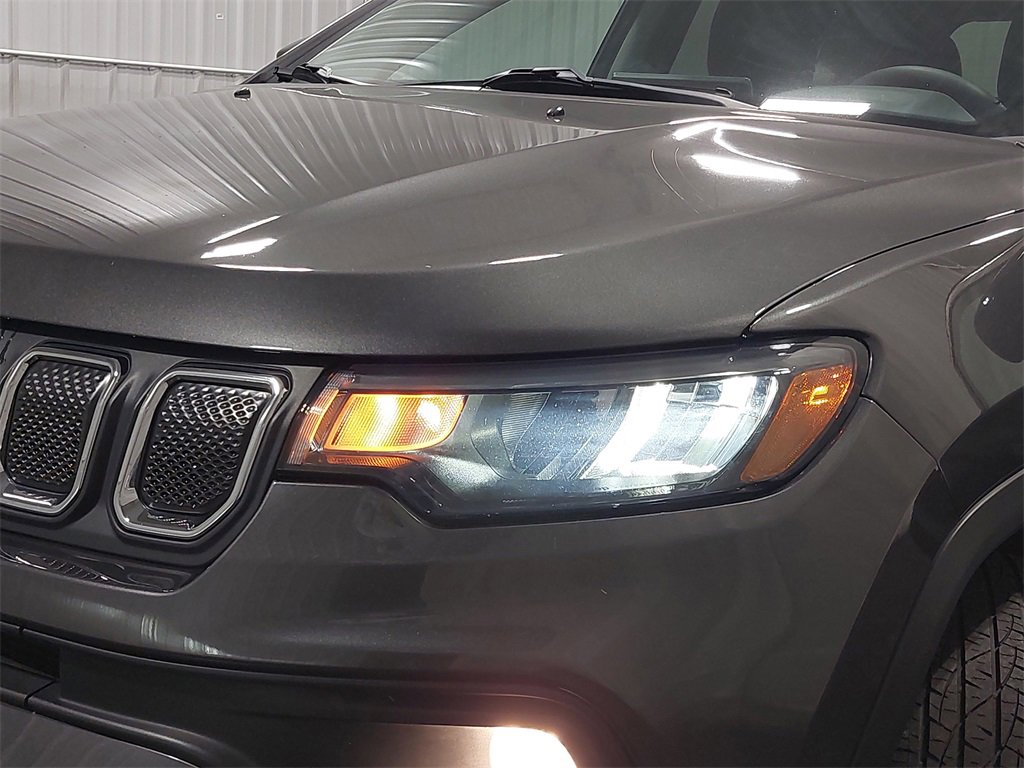 Used 2022 Jeep Compass Latitude image 45