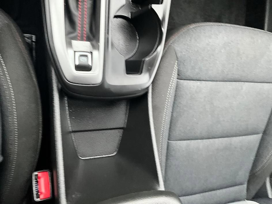 Used 2024 Chevrolet Trax RS image 23