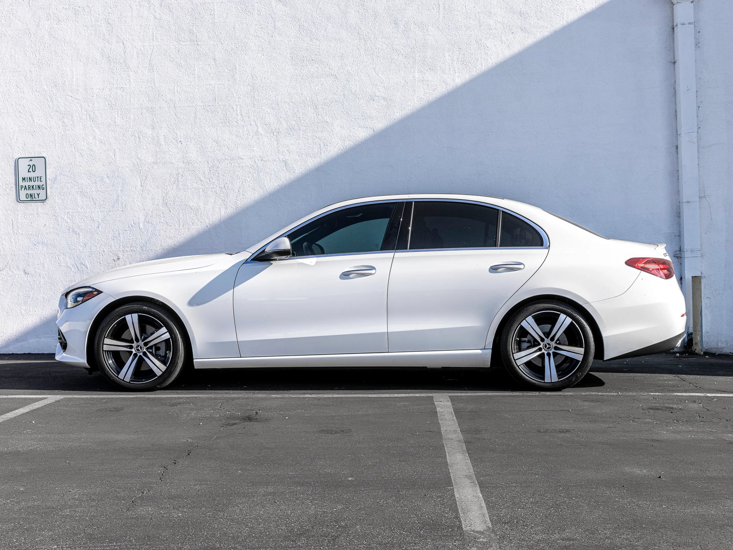 Used 2022 Mercedes-Benz C 300 Sedan image 5