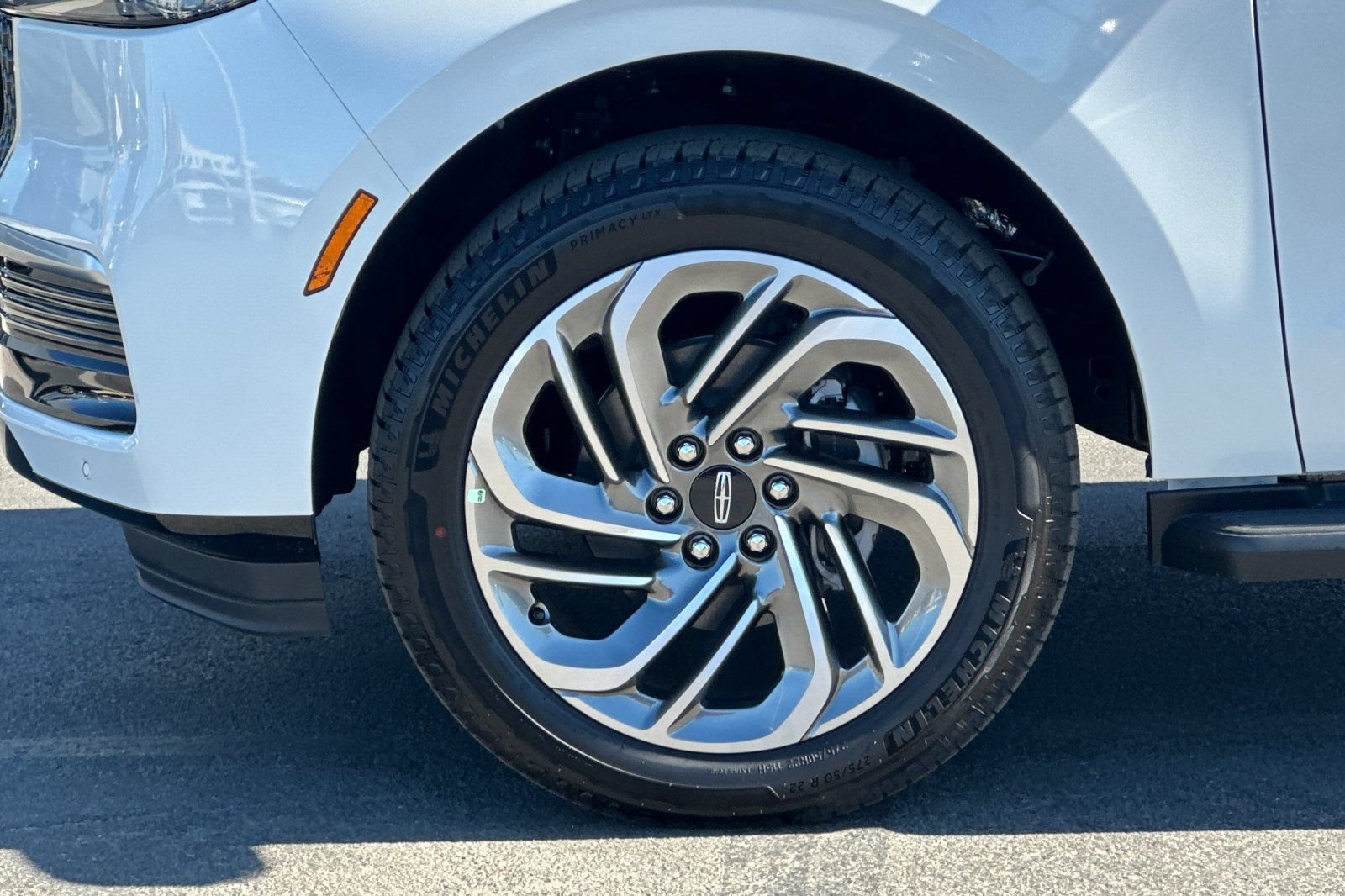 New 2027 Lincoln Navigator L Premier RWD image 26