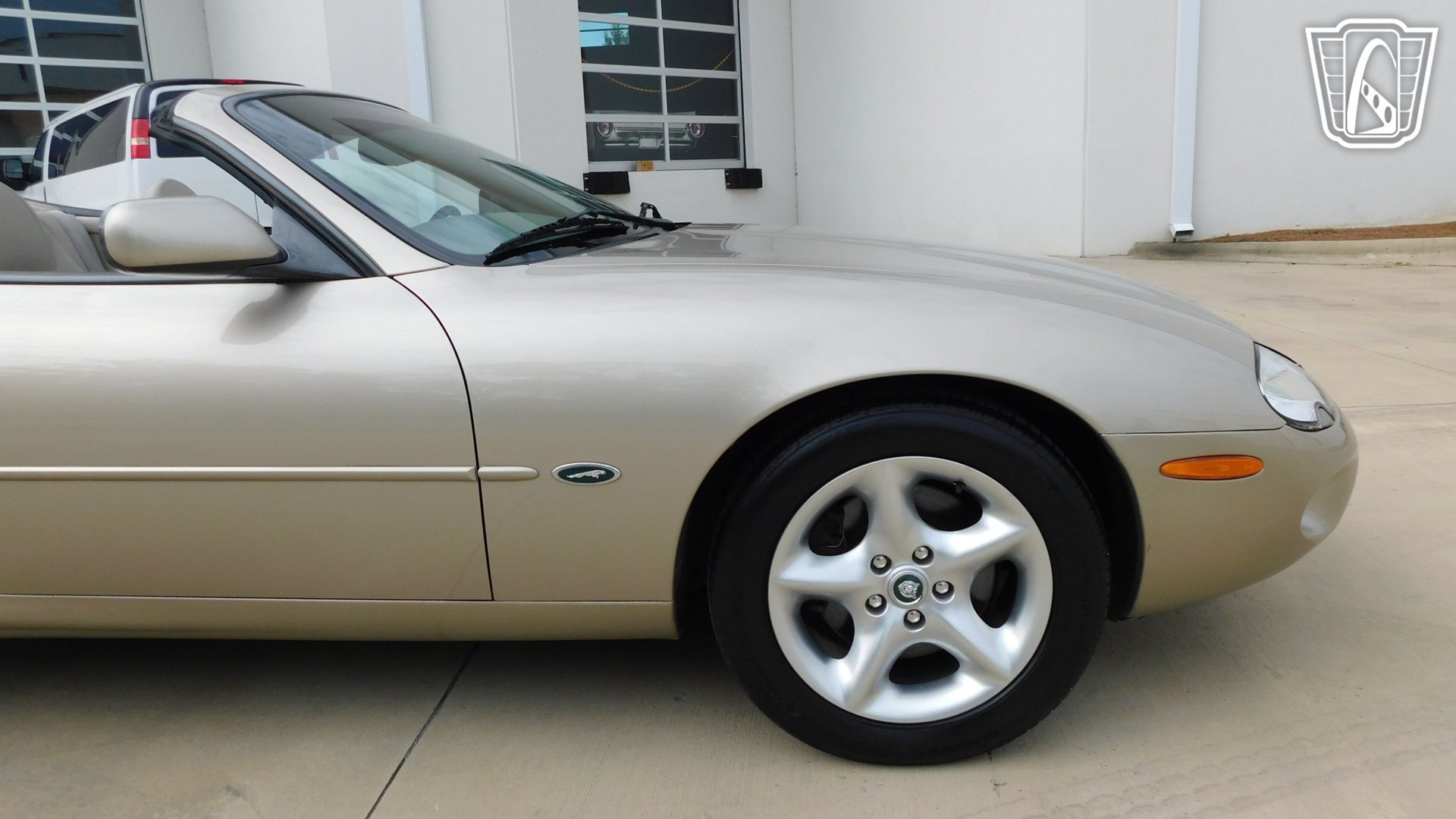 Used 2000 Jaguar XK8 Convertible RWD image 33