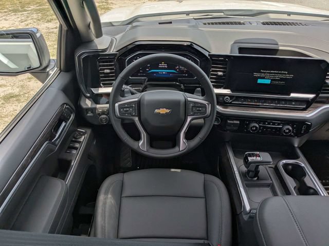 New 2026 Chevrolet Silverado 1500 LTZ w/ Z71 Off-Road Package AWD/4WD image 17