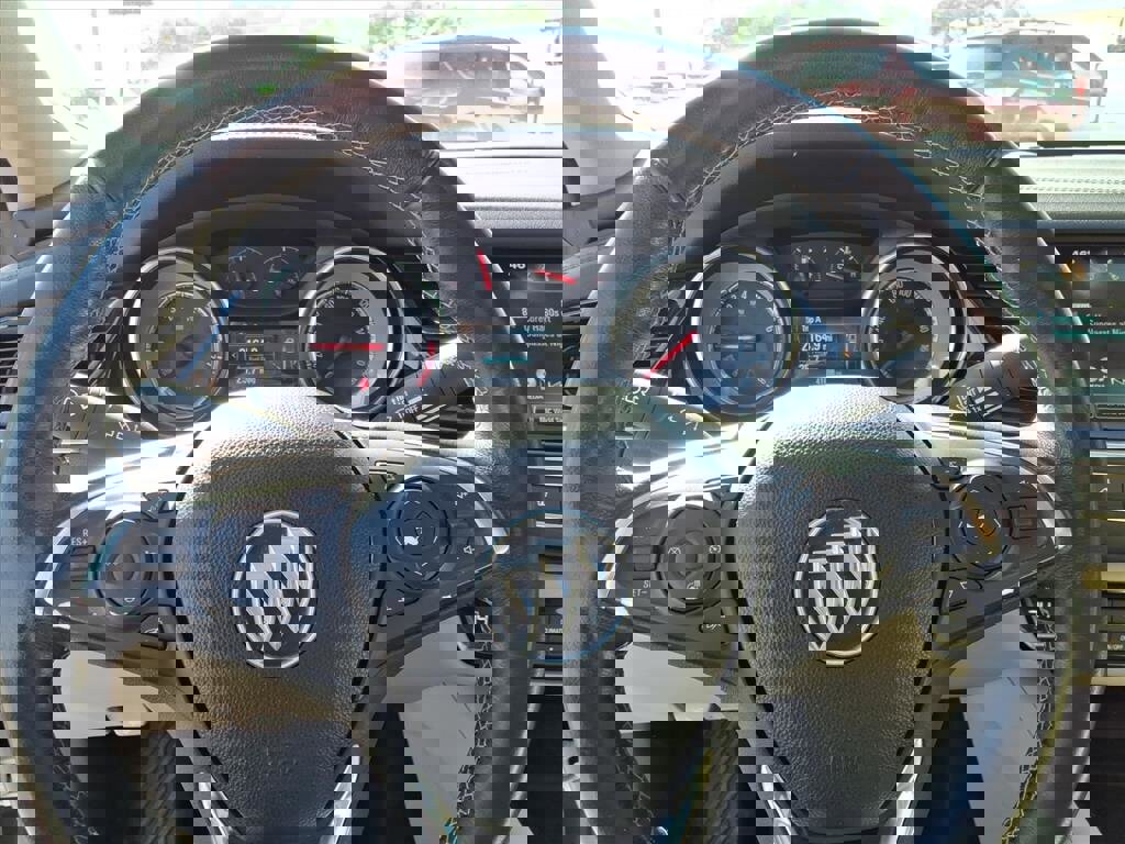 Used 2018 Buick Regal Preferred w/ Driver Confidence Package #1 image 30