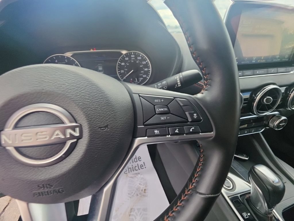 Used 2025 Nissan Sentra SR FWD image 18