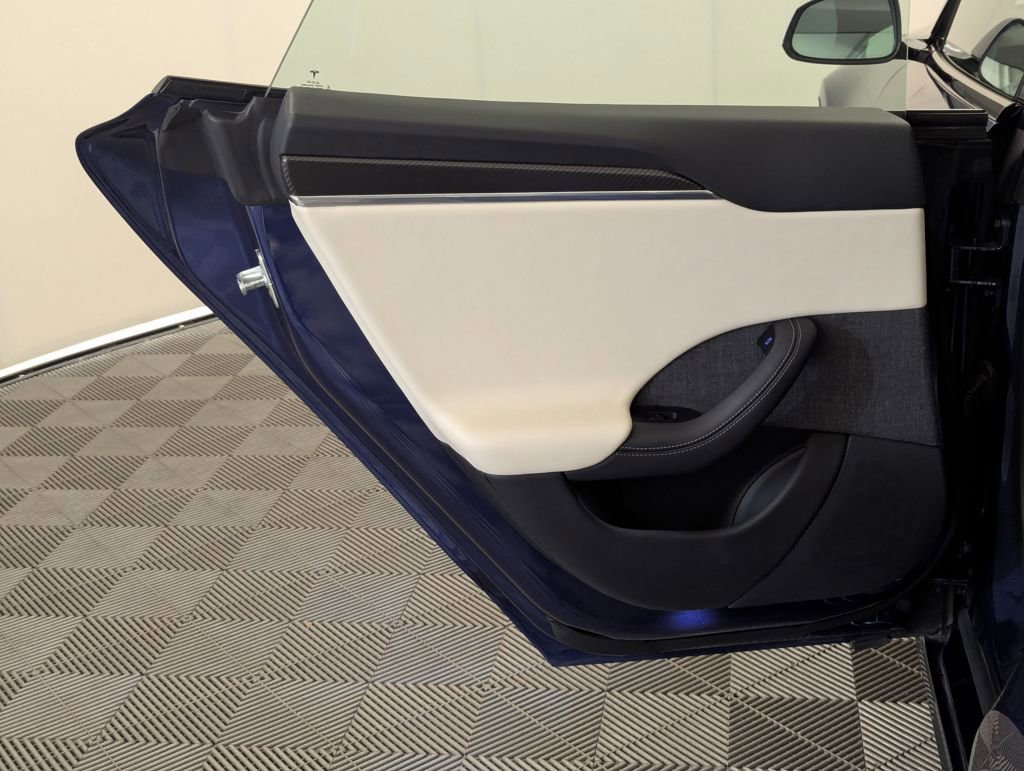 Used 2021 Tesla Model S Plaid image 84