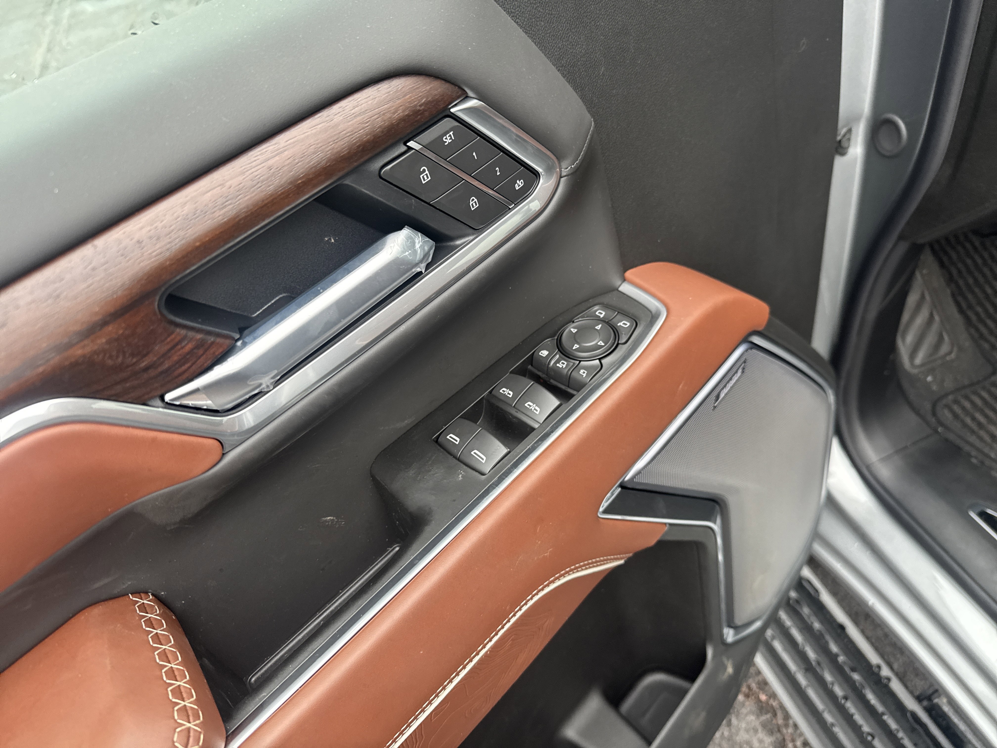New 2026 GMC Sierra 2500 Denali Ultimate AWD/4WD image 16