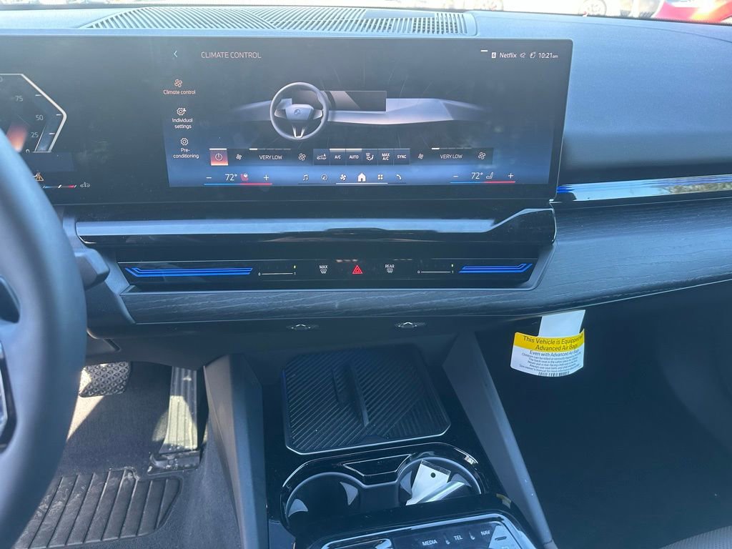 Certified 2025 BMW 530i image 14