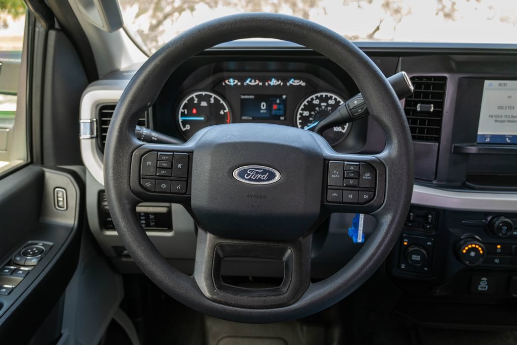 Certified 2025 Ford F250 XL AWD/4WD image 23