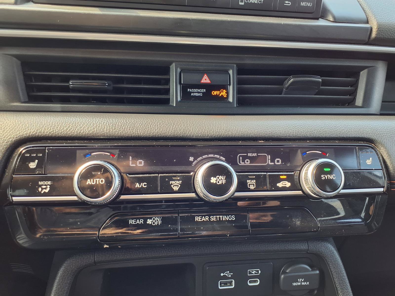 Used 2023 Honda Pilot Sport image 7