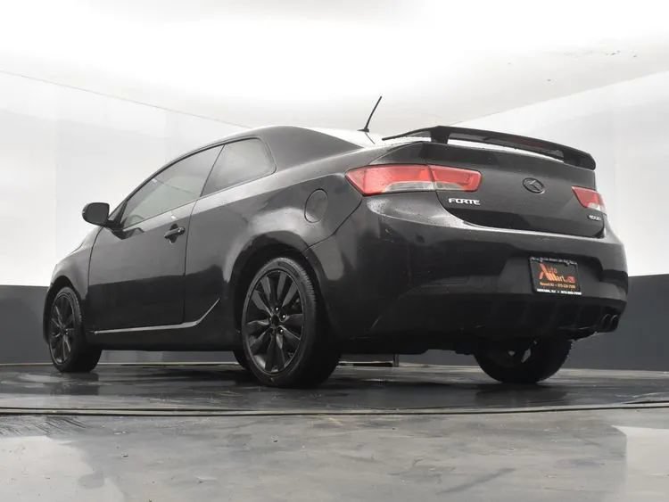 Used 2012 Kia Forte Koup SX w/ Leather Pkg FWD image 12