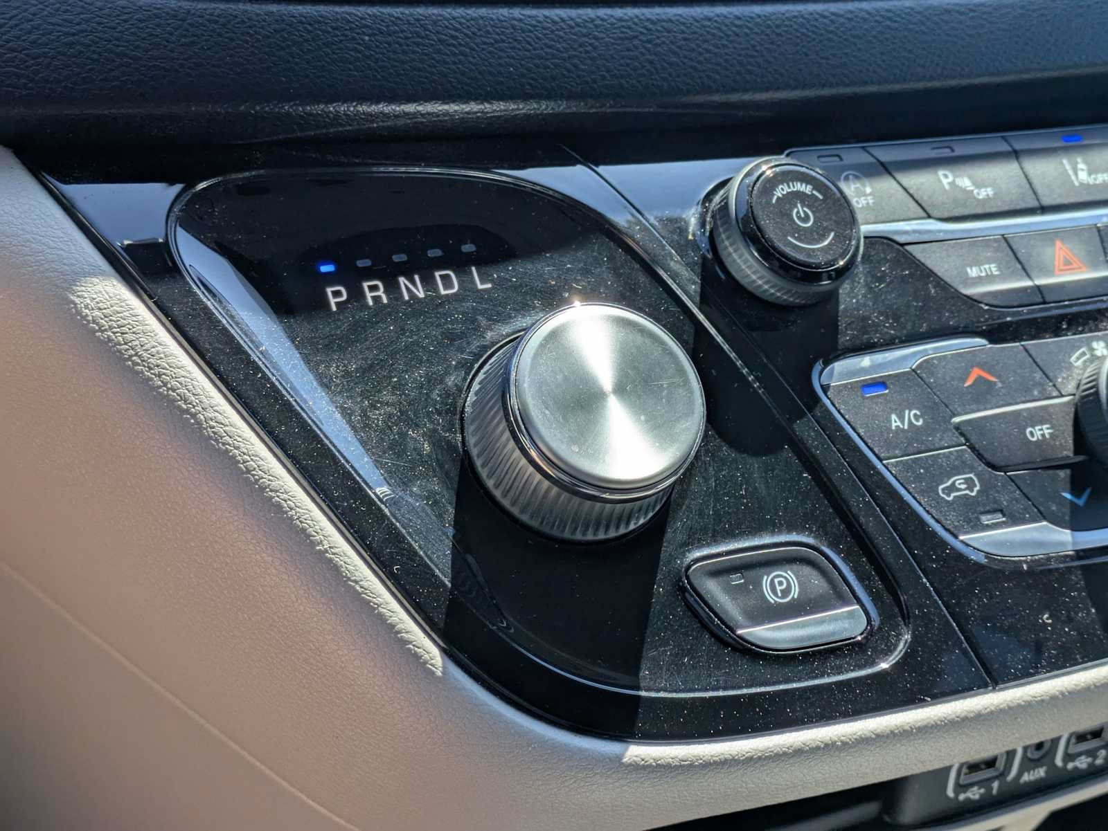 Used 2022 Chrysler Pacifica Touring-L FWD image 30