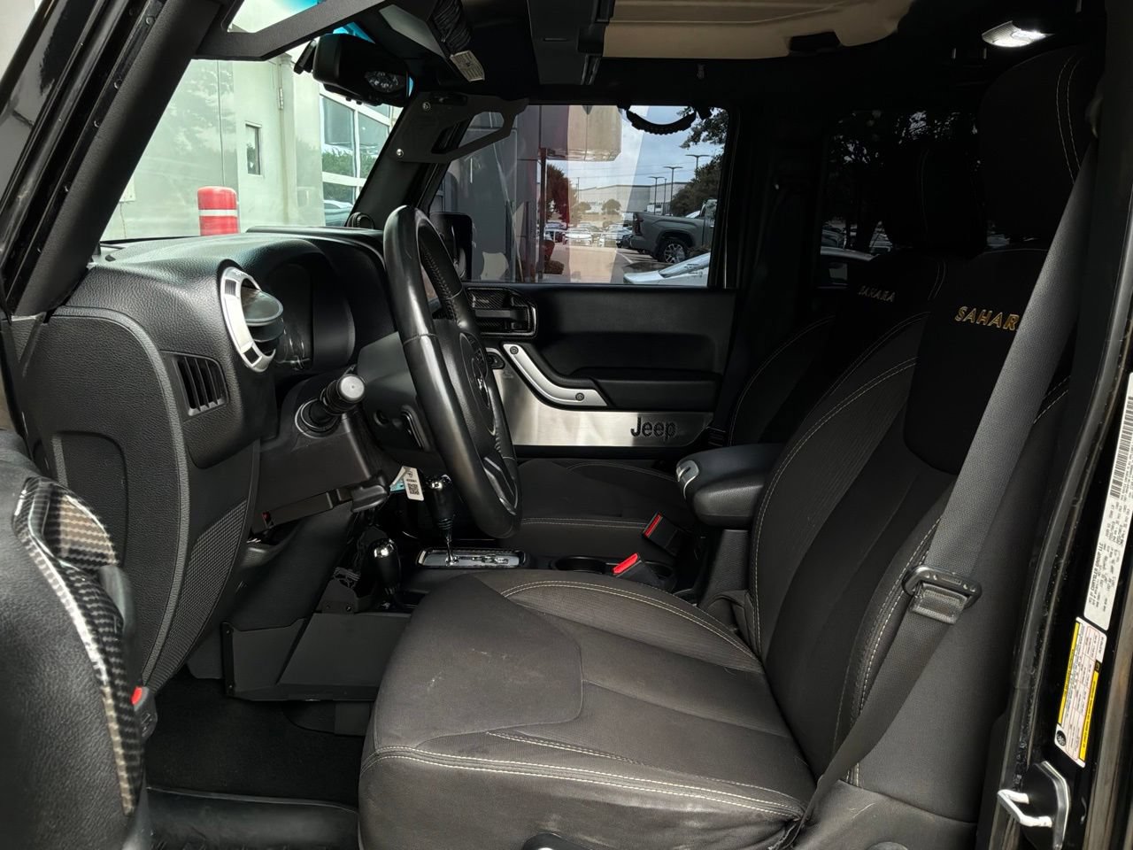 Used 2013 Jeep Wrangler Unlimited Sahara AWD/4WD image 14