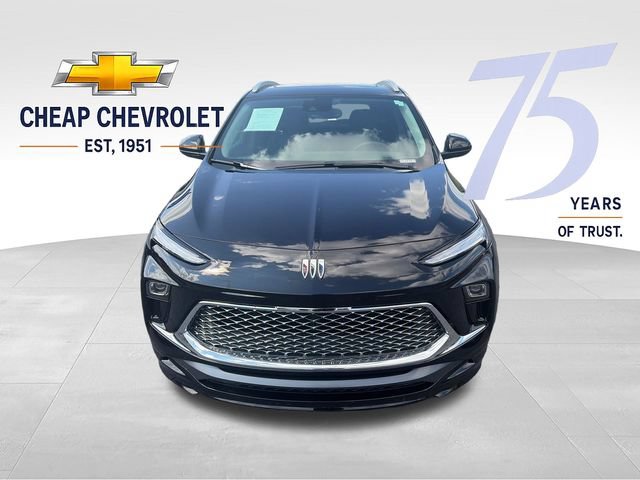 Used 2025 Buick Encore GX Avenir w/ Avenir Convenience Package AWD/4WD image 8