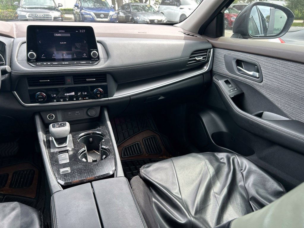 Certified 2023 Nissan Rogue SV FWD image 13