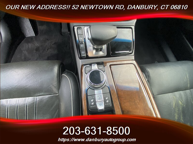 Used 2018 Genesis G90 3.3T Premium AWD/4WD image 17