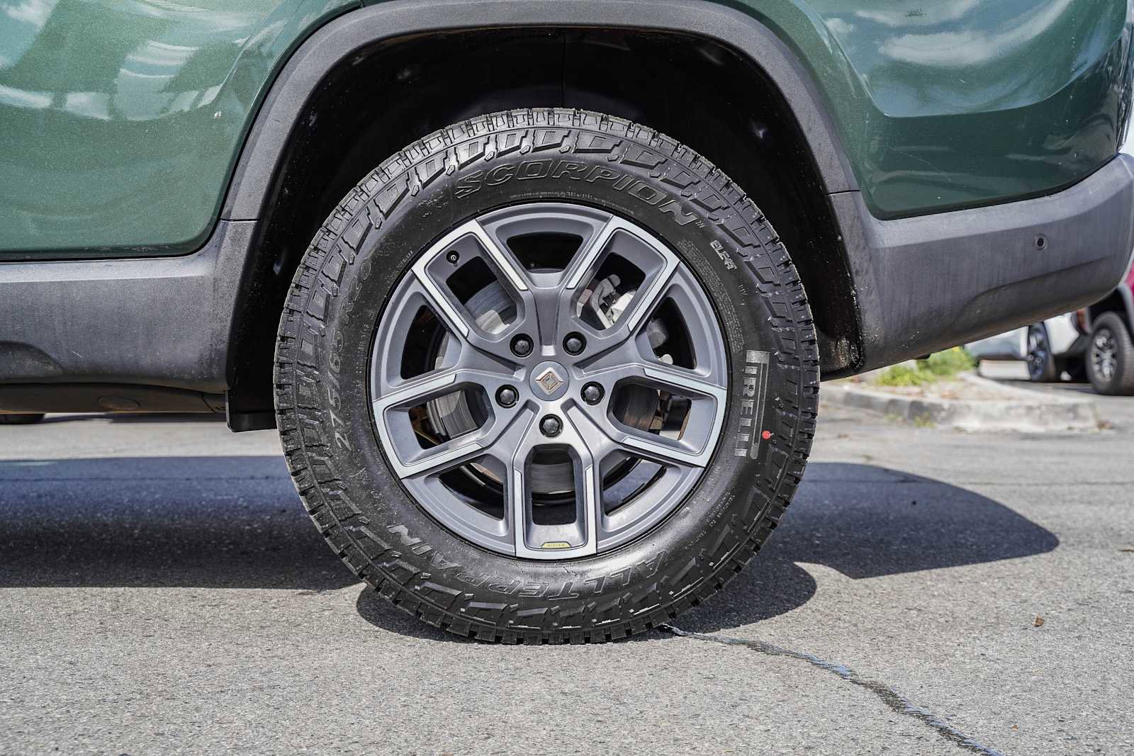 Used 2023 Rivian R1T Adventure image 8