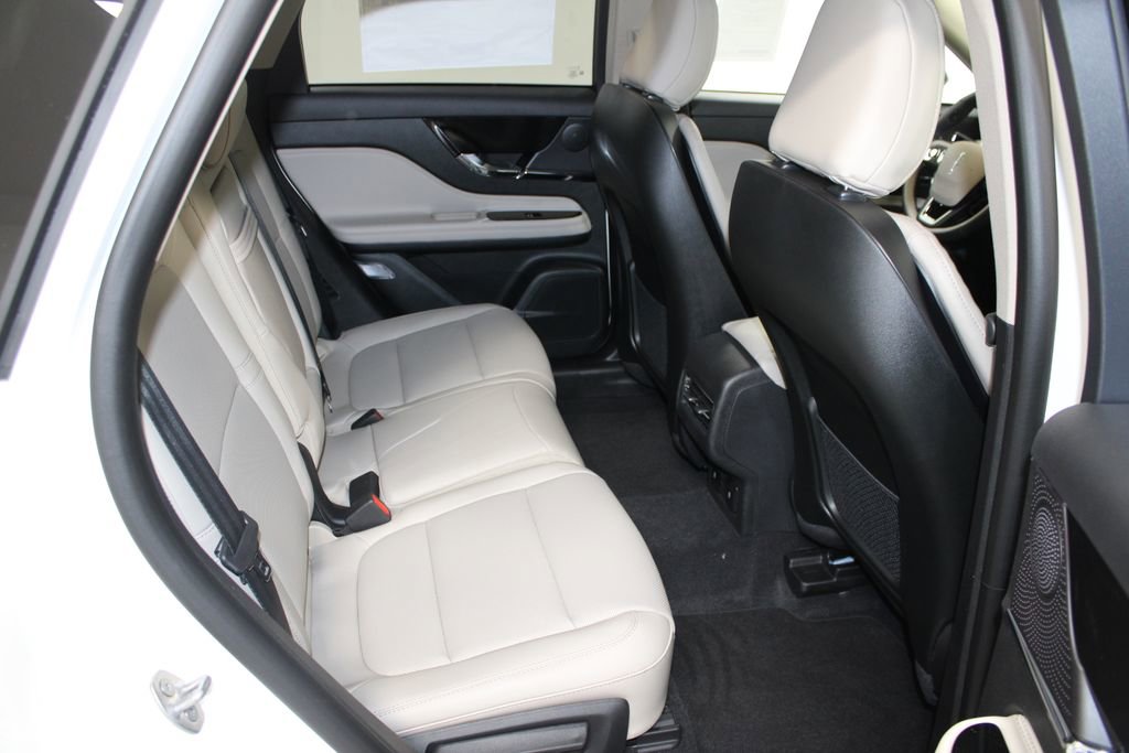 New 2026 Lincoln Corsair Premiere image 31