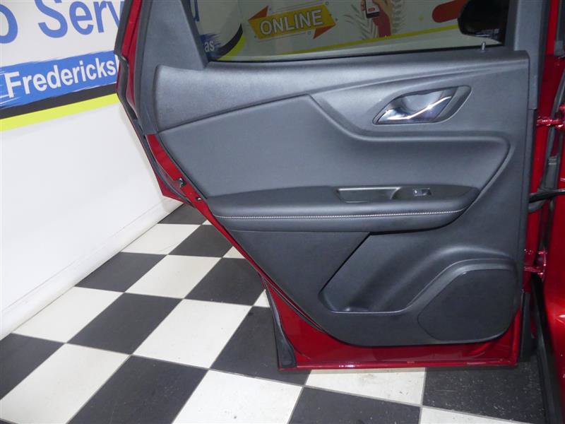 Used 2023 Chevrolet Blazer LT AWD/4WD image 28