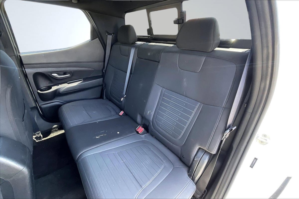 Used 2022 Hyundai Santa Cruz SEL w/ Activity Package FWD image 27