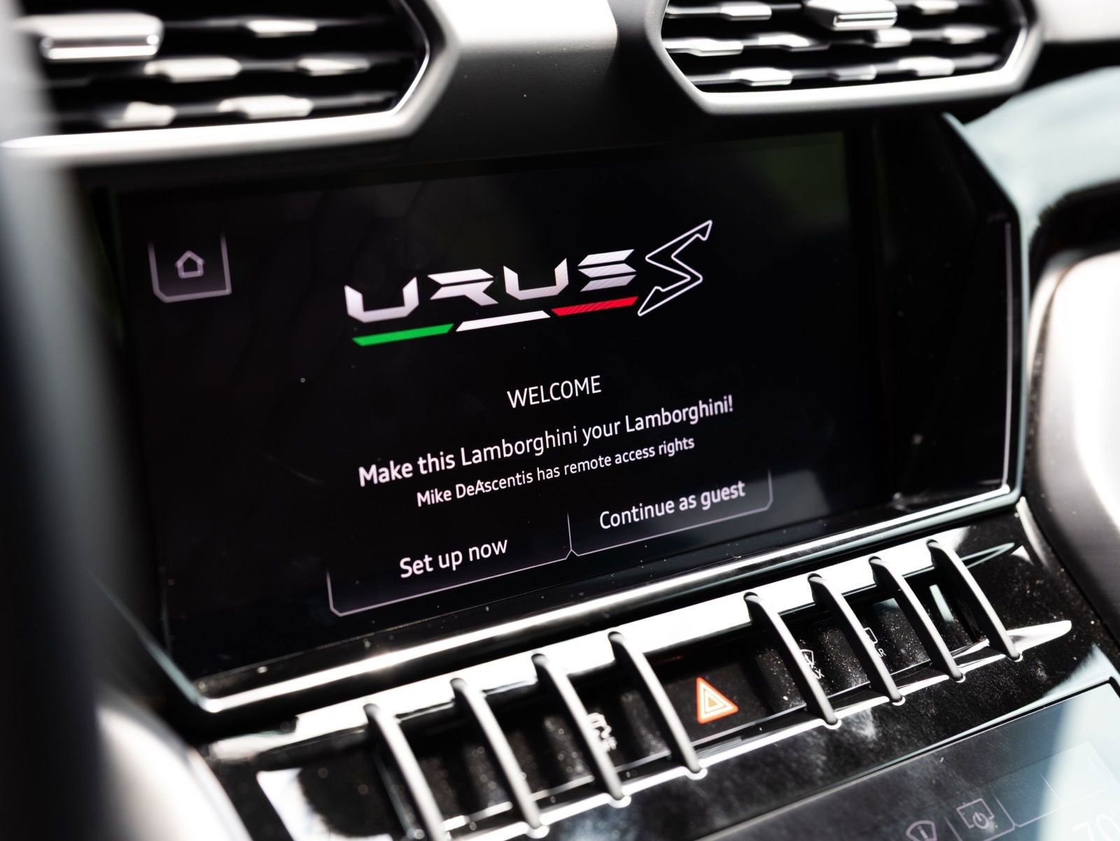Used 2023 Lamborghini Urus S AWD/4WD image 13