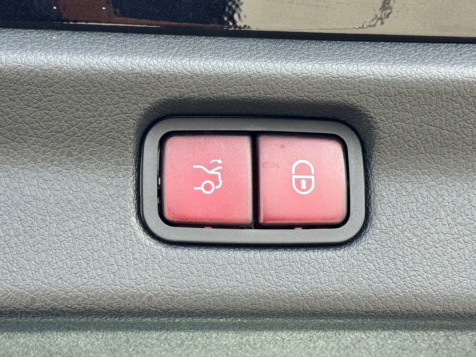 New 2025 Mercedes-Benz EQE AMG 4MATIC Sedan image 16