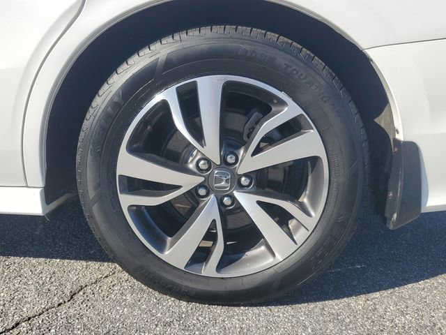 Certified 2024 Honda Odyssey Touring image 8