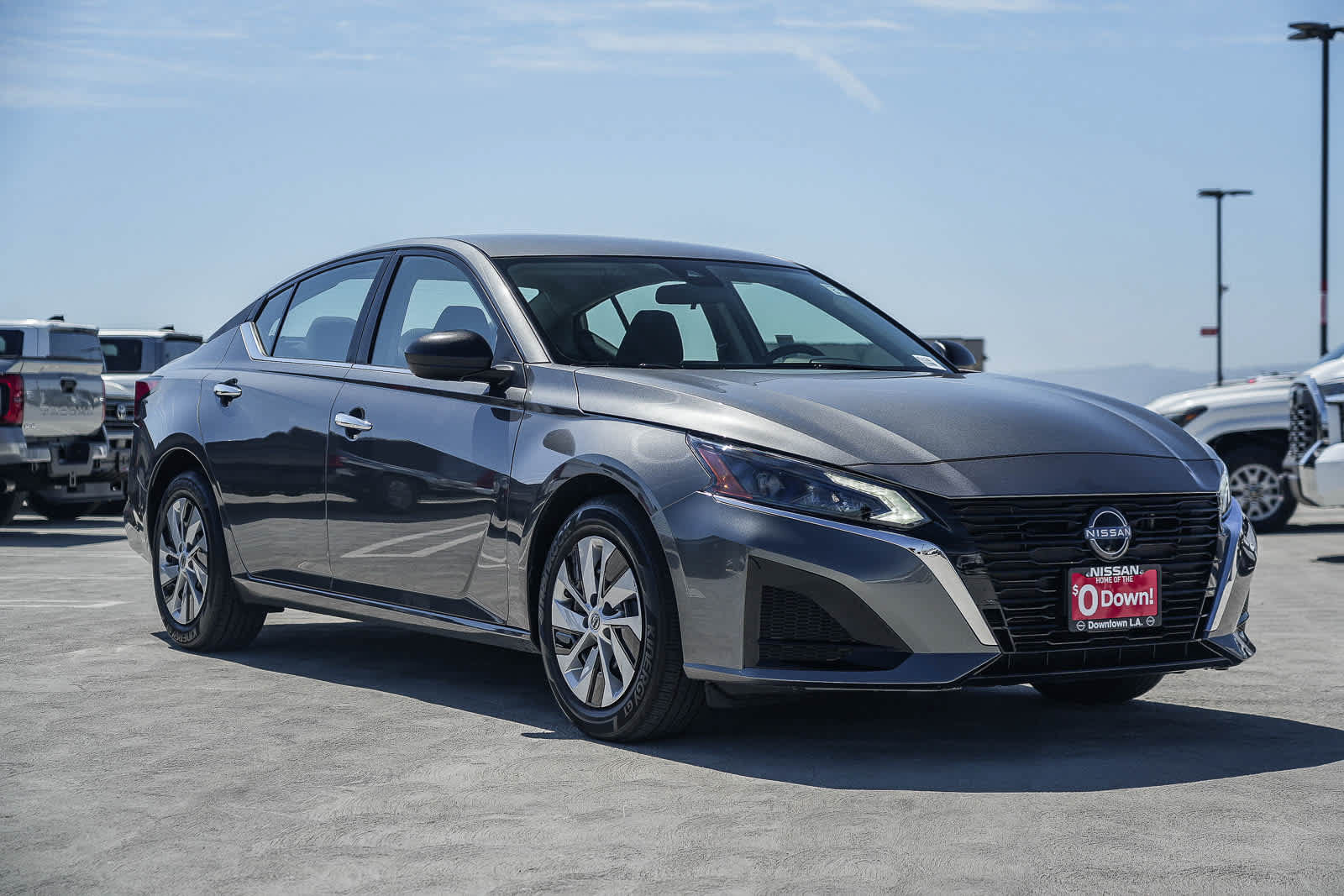 Used 2025 Nissan Altima 2.5 S FWD image 5
