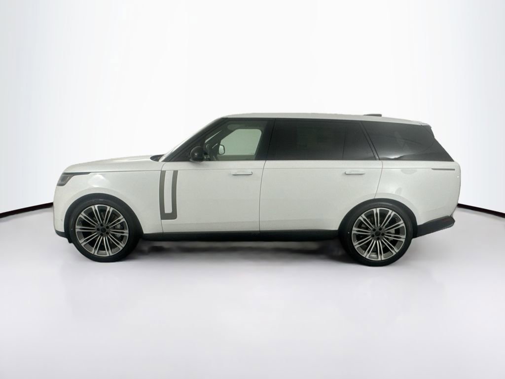 New 2026 Land Rover Range Rover Long Wheelbase SE image 8
