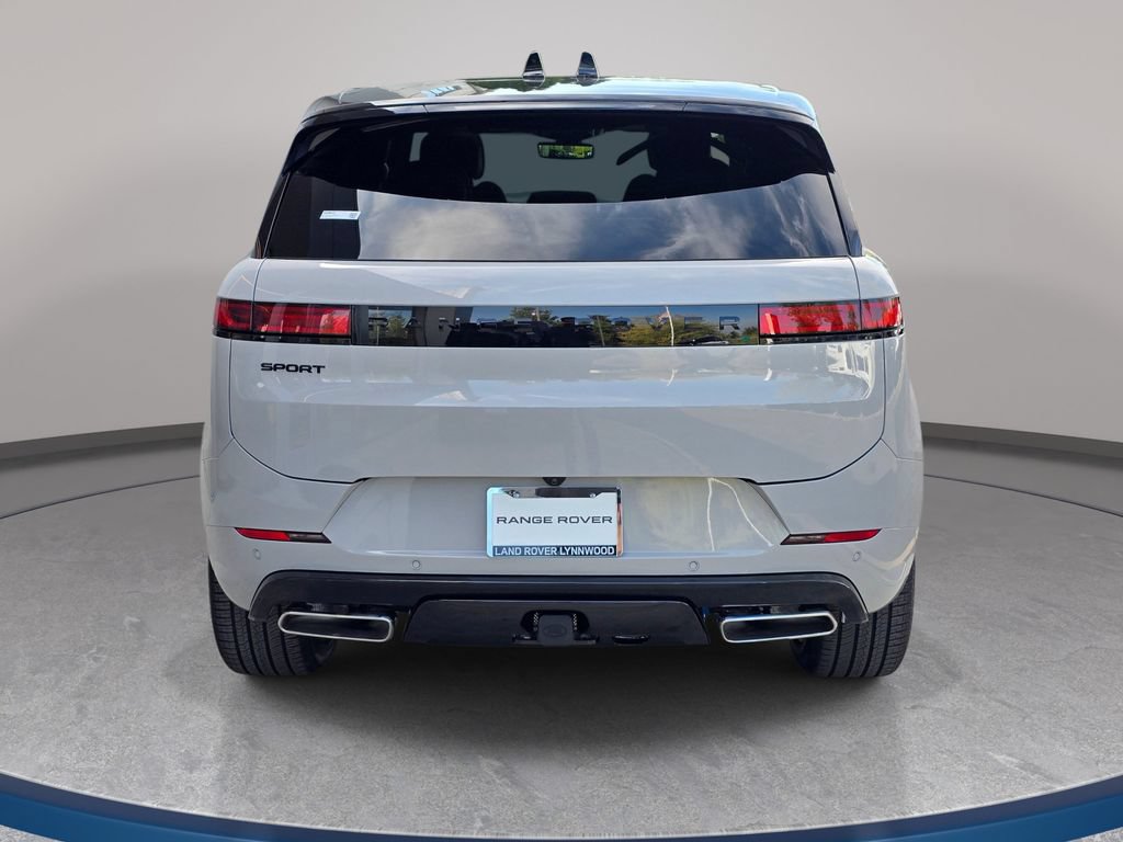 New 2026 Land Rover Range Rover Sport Dynamic SE AWD/4WD image 6