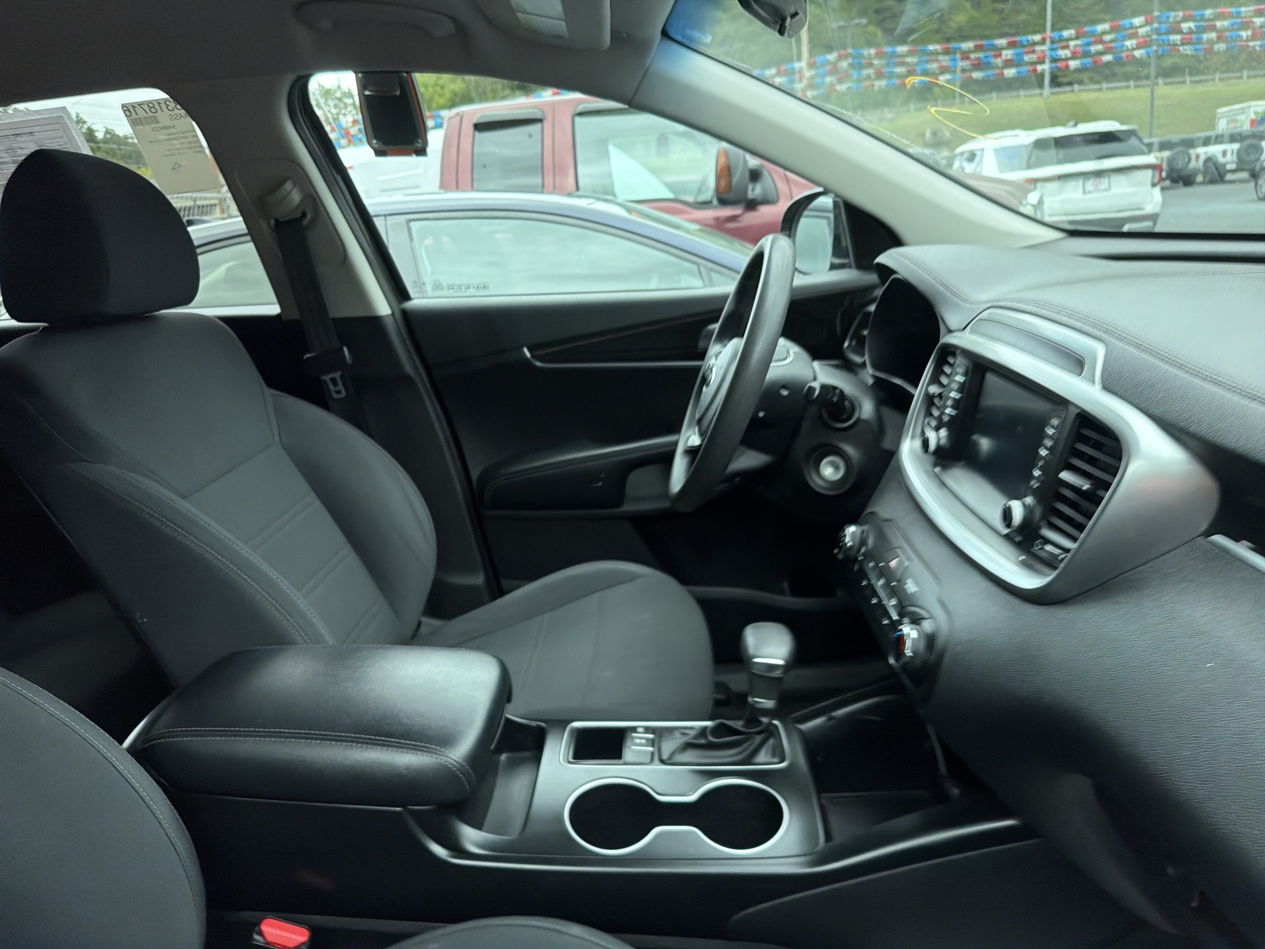 Used 2019 Kia Sorento AWD image 9