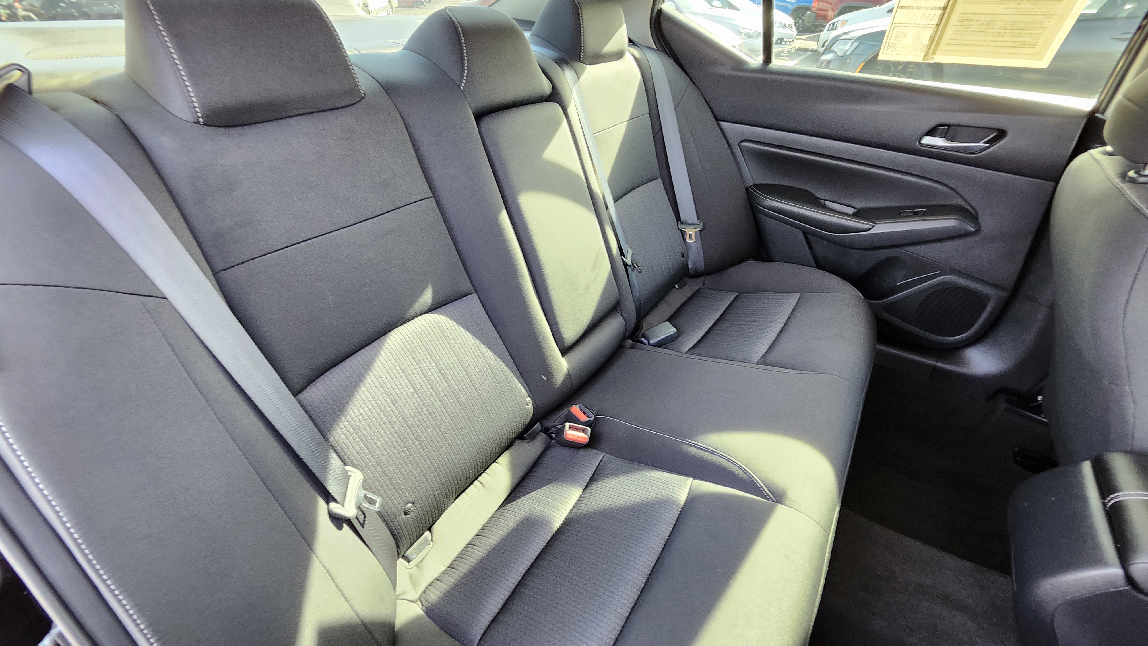 Used 2022 Nissan Altima 2.5 SV image 17