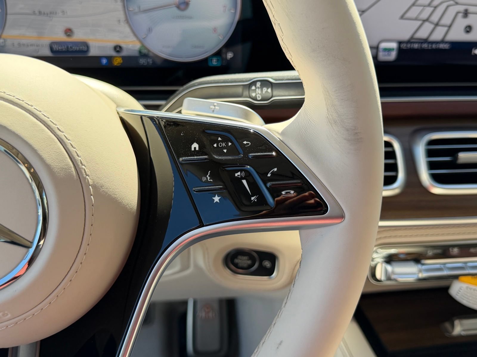 New 2026 Mercedes-Benz Maybach GLS 600 4MATIC image 24