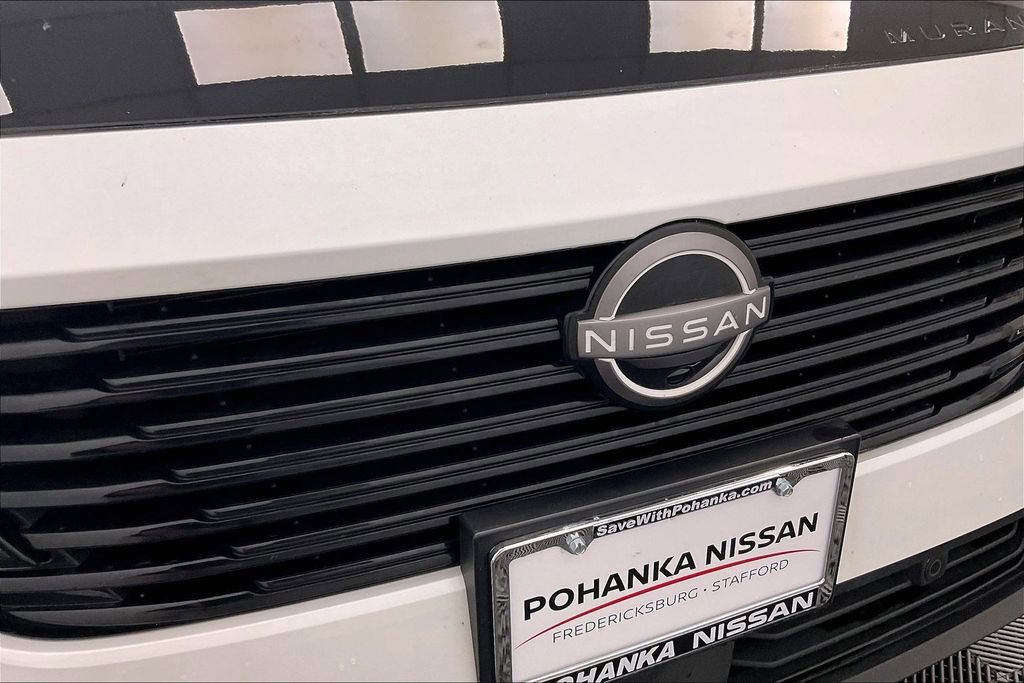 Certified 2025 Nissan Murano SV image 26