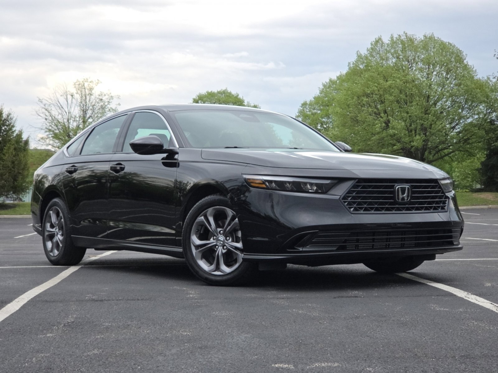 Certified 2024 Honda Accord EX image 2