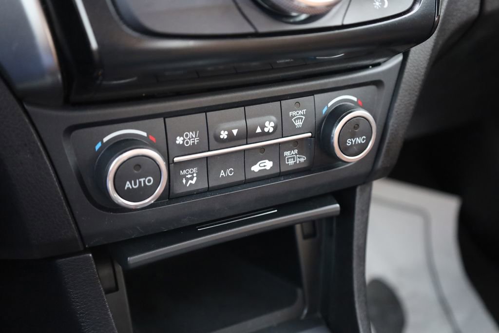 Used 2021 Acura ILX w/ Premium Package image 22