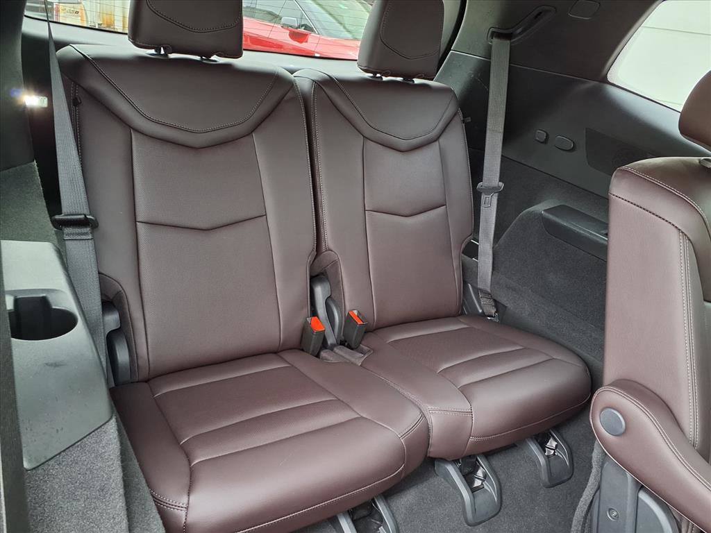 Certified 2022 Cadillac XT6 Premium Luxury image 15