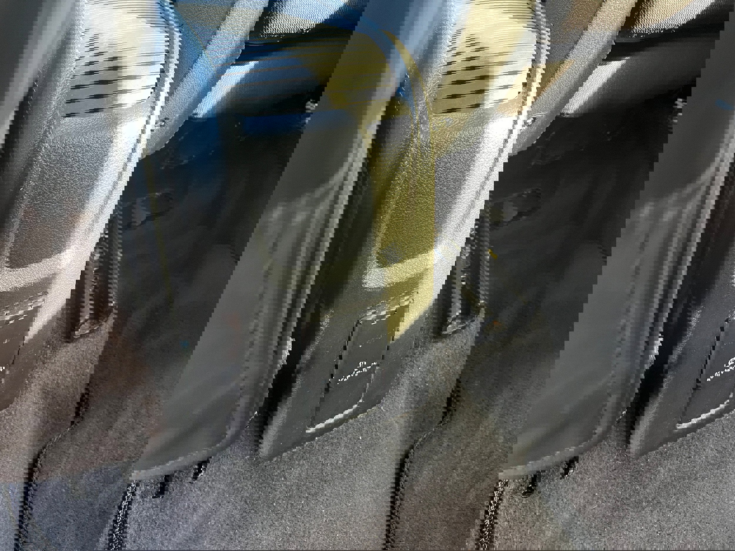 Used 2017 Buick Encore Essence w/ Experience Buick Package image 11