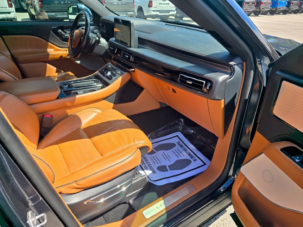 Used 2020 Lincoln Aviator Black Label Grand Touring w/ Class IV Trailer Tow Package AWD/4WD image 40