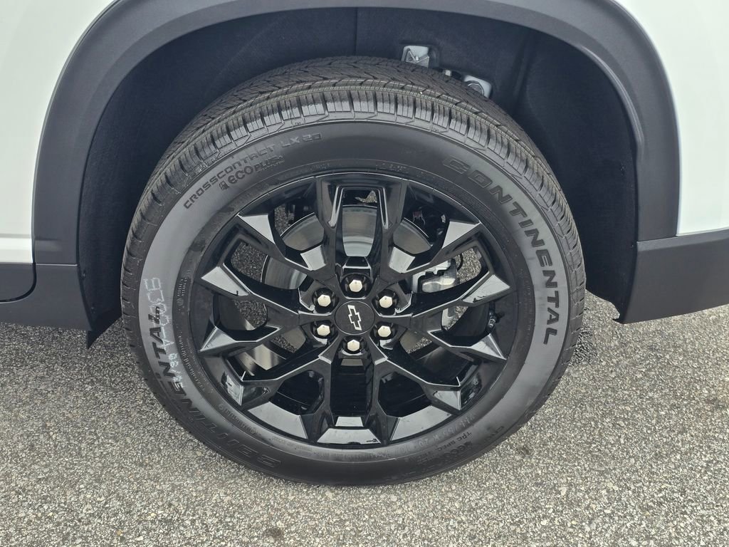 New 2026 Chevrolet Traverse LT w/ Midnight/Sport Edition image 24