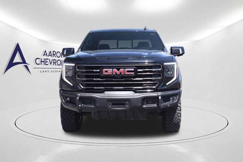 Used 2023 GMC Sierra 1500 AT4X AWD/4WD image 2