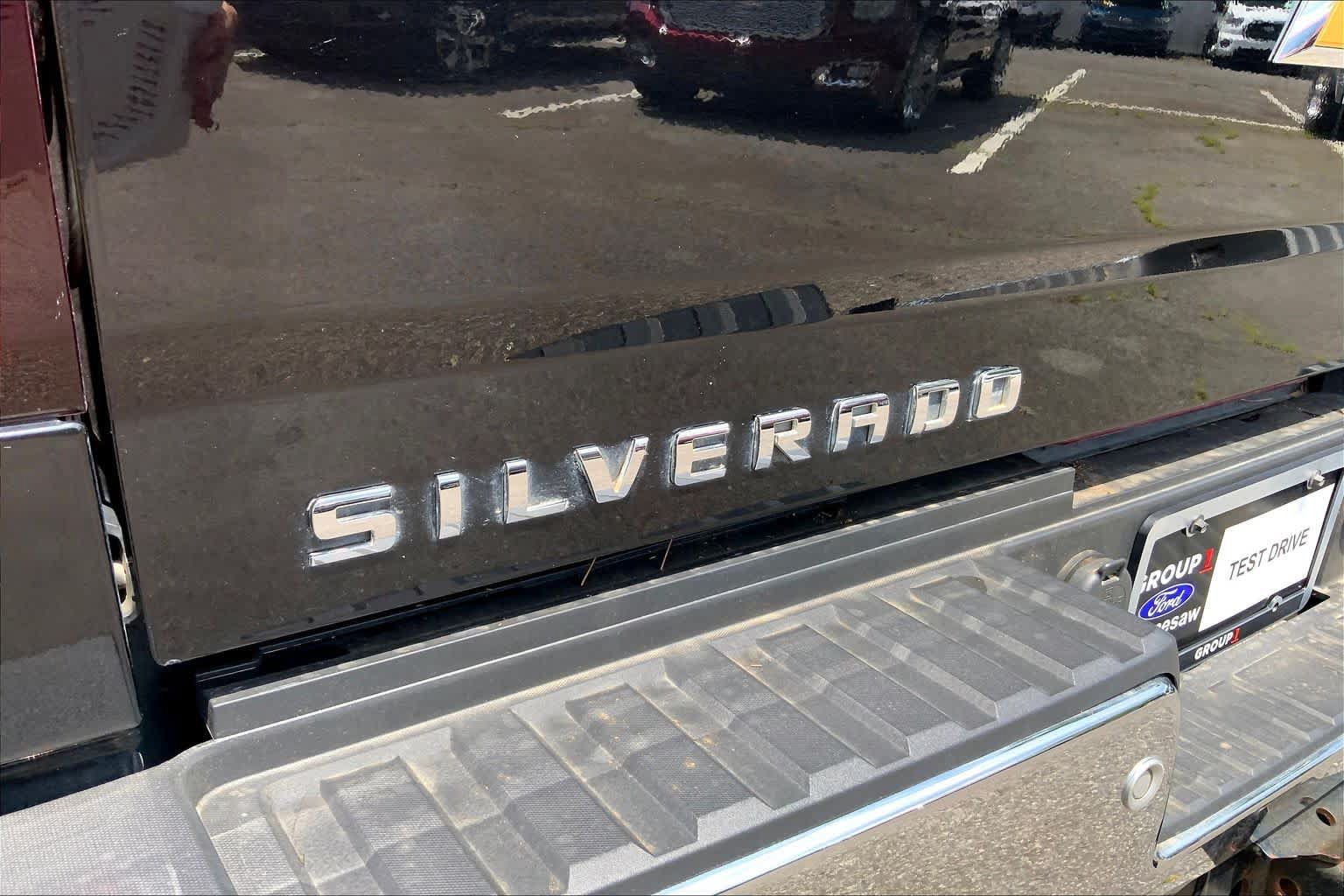 Used 2015 Chevrolet Silverado 3500 LTZ AWD/4WD image 30
