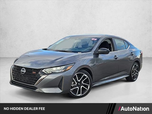 Used 2025 Nissan Sentra SR FWD image 1