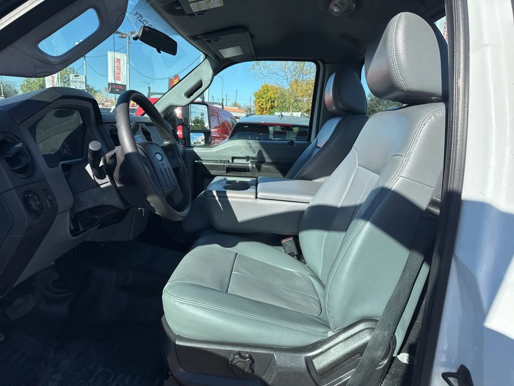 Used 2015 Ford F250 XL w/ Power Equipment Group image 9