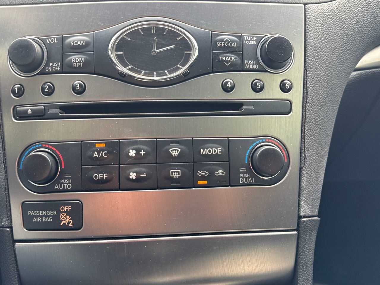 Used 2010 INFINITI G37 Sport w/ Navigation Pkg image 20