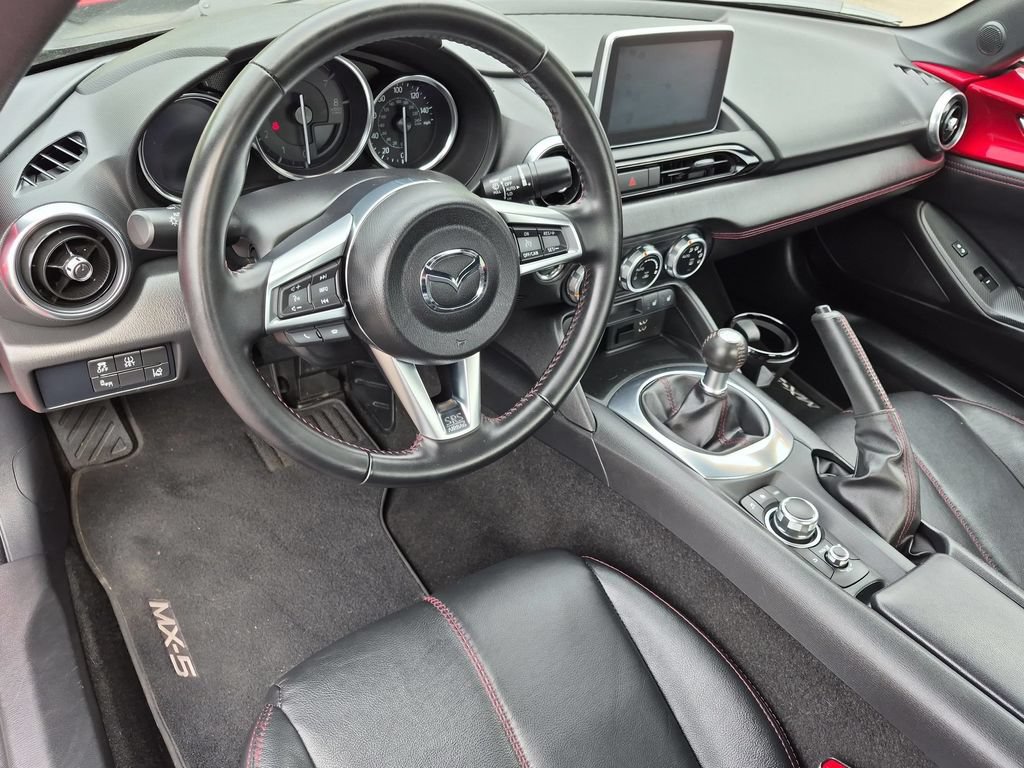Used 2016 MAZDA MX-5 Miata Grand Touring RWD image 11